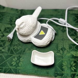 Scentsy White Birds of a Feather 2 Piece Lighted Wax Warmer